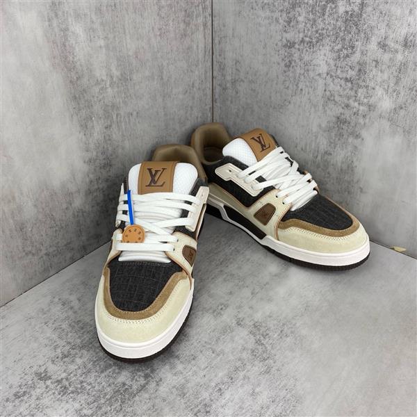 20251128154045419 390